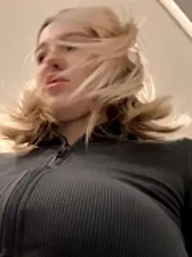 StripChat Cum_girlss is Freechat Cum_girlss — SHOW BOOBS IN PUBLIC