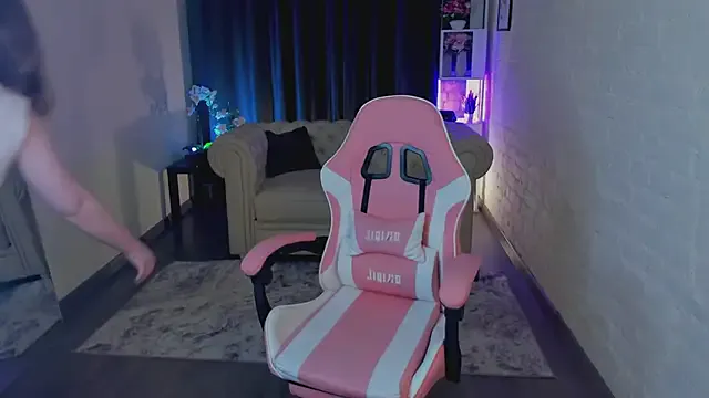 Elizabeth_Walson's avatar