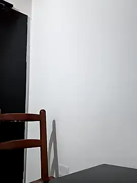 ELOISE_MONTONAVI's avatar