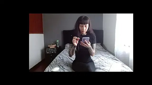 Emilia_1995's avatar