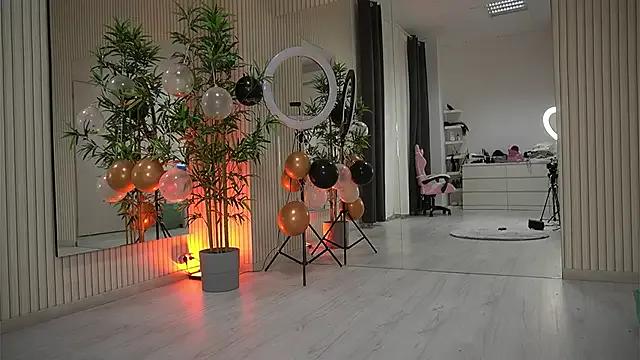 EmmaBlanco — lets start with ur cock wet with my spit