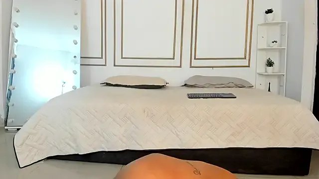 flavia_cruz — UP MY LEGS, VIEW MY PUSSY AN ASSHOLE