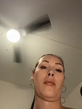 Gardenxxrose's avatar