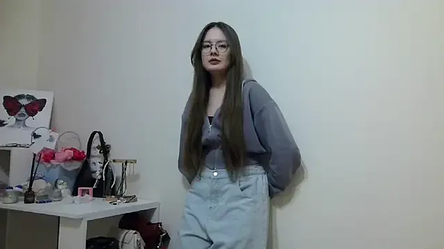 GloriaWalkerJr — Flash tits