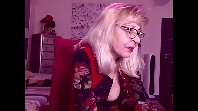 HornyMilf_555's avatar