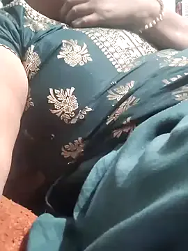 Hot_indian_Milf's avatar