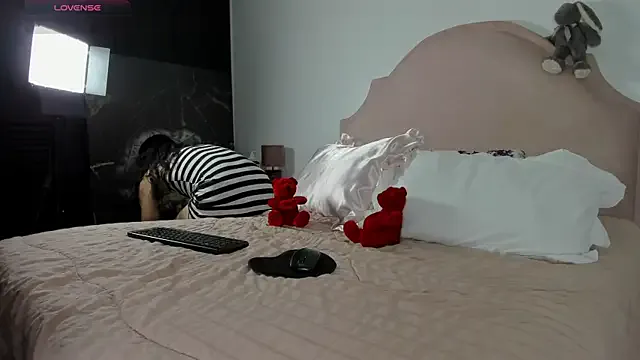 hot_sweet_carly model from sc