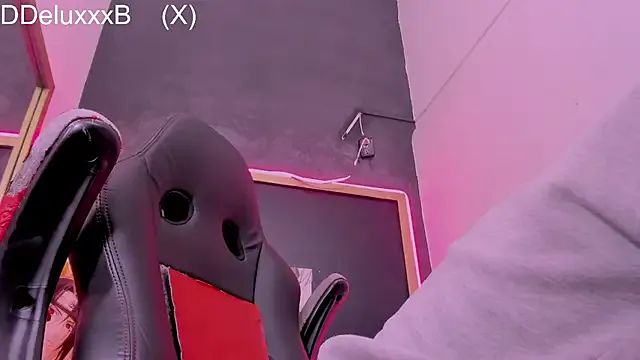 Isabella_stanford2's avatar