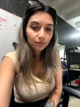 Isabella_Varella's avatar