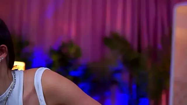 LalaRoze — Make me lose control of myself