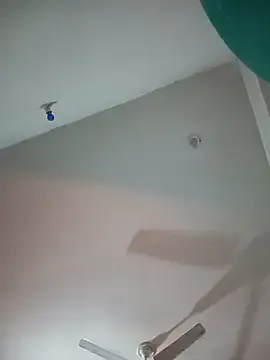 Landkipyasibhabhi's avatar