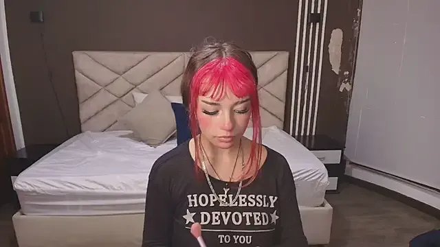 Laracooper_ — SPANKING ON THE ASS X5