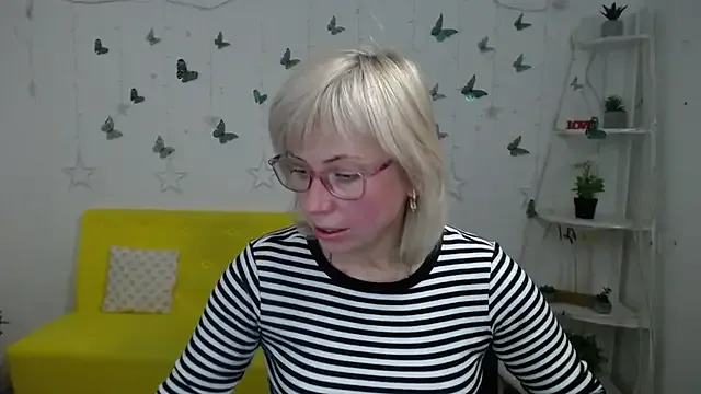 LaurenWishy's avatar