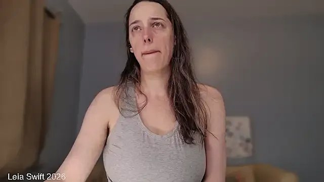 LeiaSwift — Ride Dildo