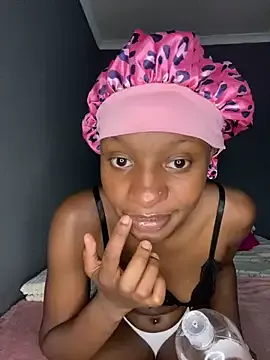 LonelyQueenxx25's avatar