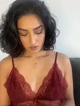 StripChat Mia_spicyy is Freechat Mia_spicyy — Twerk show with oiled ass