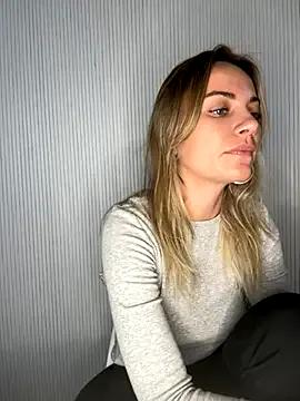 Milla__one — short workout with me ;)