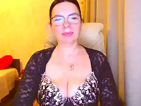 Monica-1203's avatar