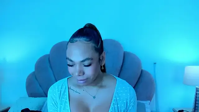 Nicole_Paradise's avatar