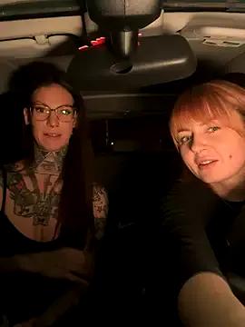 StripChat ObviouslyPeachy is Freechat ObviouslyPeachy — NAKED ASS & BROWNIEY TRY A BIG PLUG!