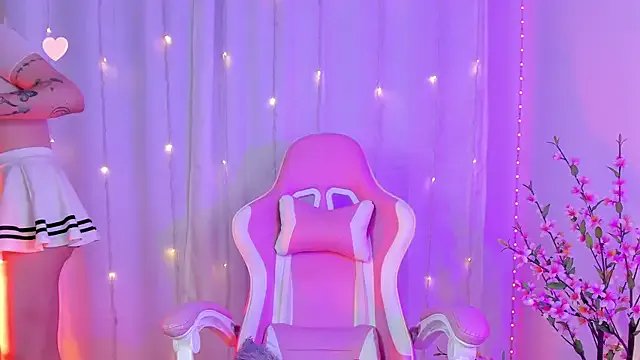 Pinkyrosse — OPEN LEGS AND JERK OFF BBY