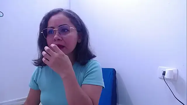 playfullpaulina's avatar