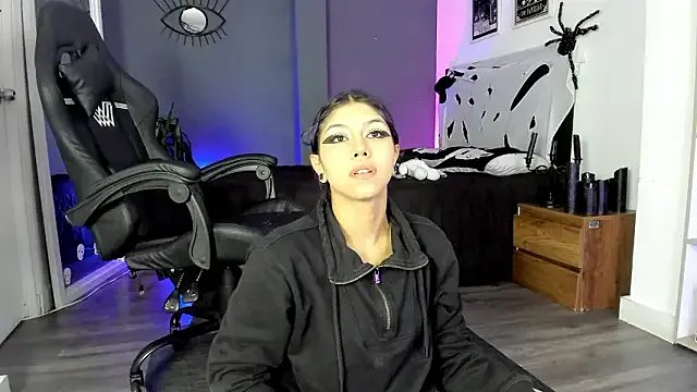 Raven_Witch_'s avatar