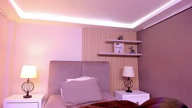 SerenaWinslow's avatar