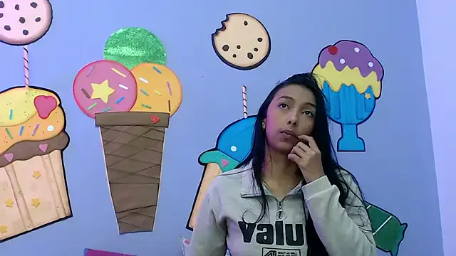 skinnysexzara18's avatar