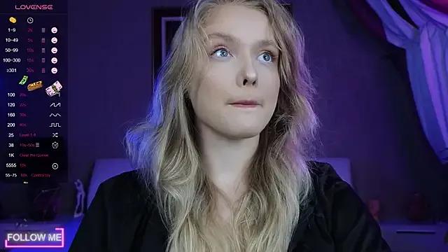 StripChat Slay_Blonde is Group Slay_Blonde — Lily will say