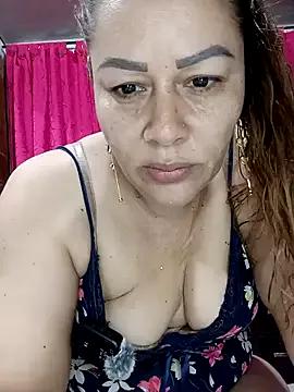 SluttyMilf79's avatar