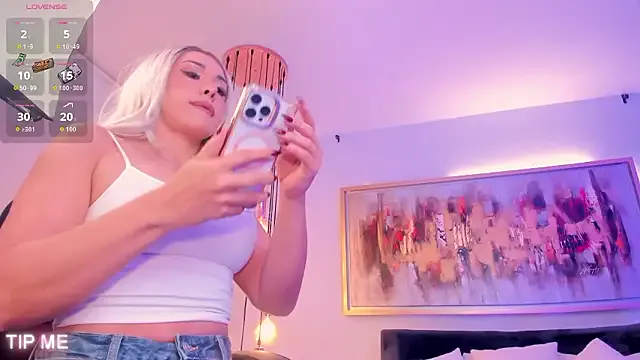 SophieBarnett's avatar