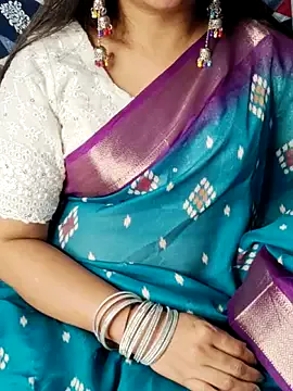 traditional_Jaanvi's avatar