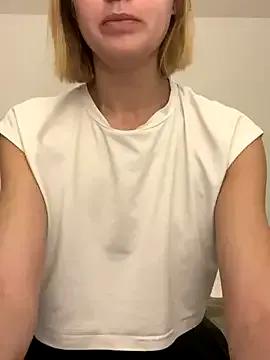 StripChat vilaineblonde is Freechat vilaineblonde — Dilate mon vagin de salope