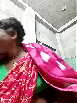 vipmonalisha model from StripChat