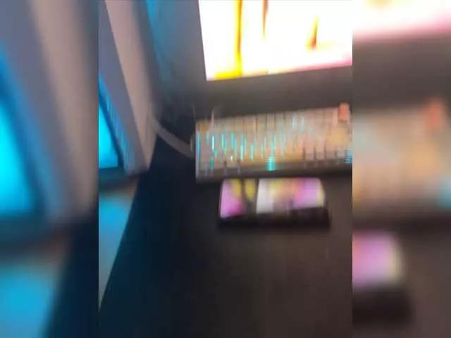 Essss33331 on BongaCams 