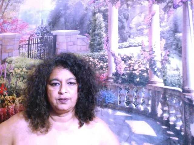indianstar75 on BongaCams 