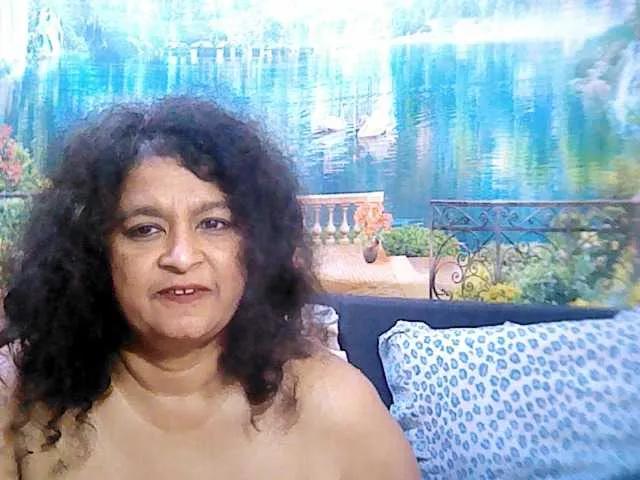 indianstar75 on BongaCams 