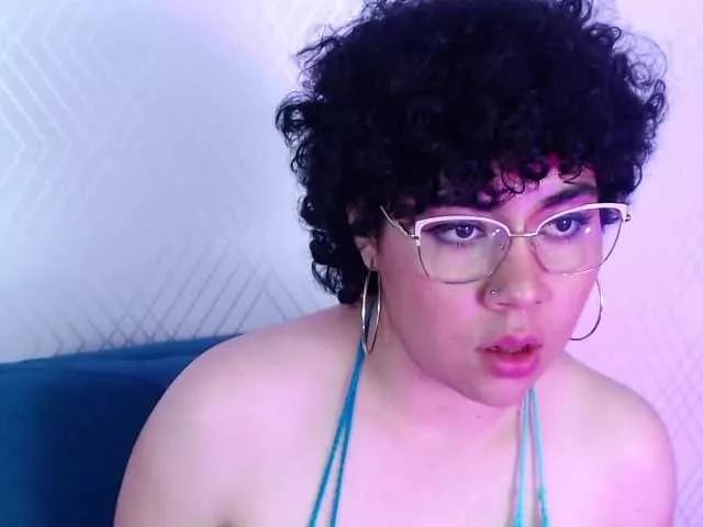 LolaCream on BongaCams 