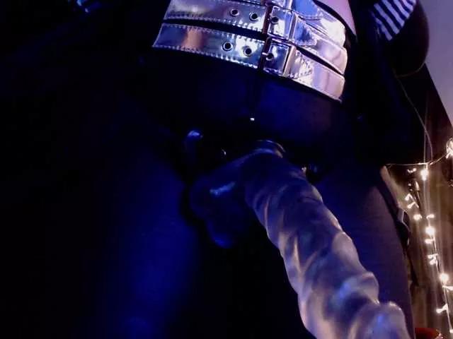 LolaCream on BongaCams 