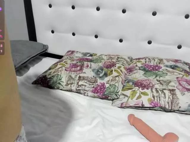 Photos of Valerii-hurtaddo from BongaCams is Freechat