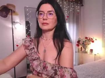 adelina_shine from Chaturbate is Freechat