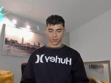 alex_zt from Chaturbate is Freechat