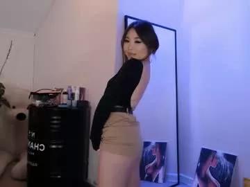 alleyesonme666 from Chaturbate