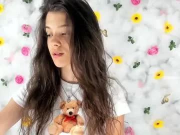babyaylin from Chaturbate