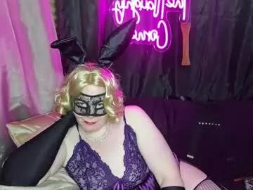 Kooky beauty: discover our turned on strippers as they undress to their adored melodies and slowly orgasm for pleasure to appease your kookiest wishes.