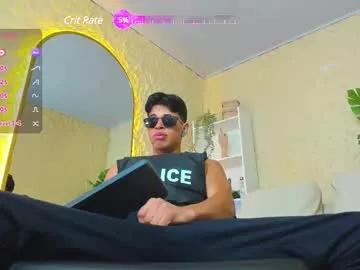 benjamin_more from Chaturbate is Freechat