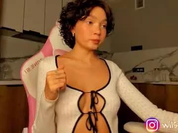bzzzme from Chaturbate