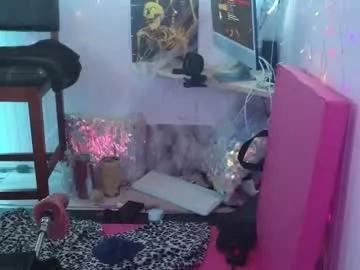 Kooky beauty: discover our turned on strippers as they undress to their adored melodies and slowly orgasm for pleasure to appease your kookiest wishes.