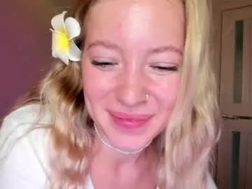 e__lisa from Chaturbate
